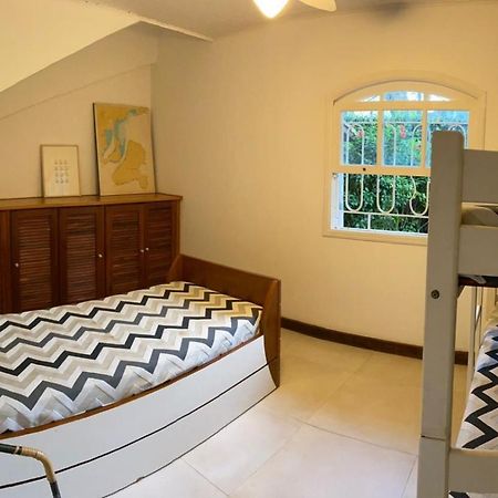 Casa Pereque 100 Metros Da Praia Ilhabela Exterior foto